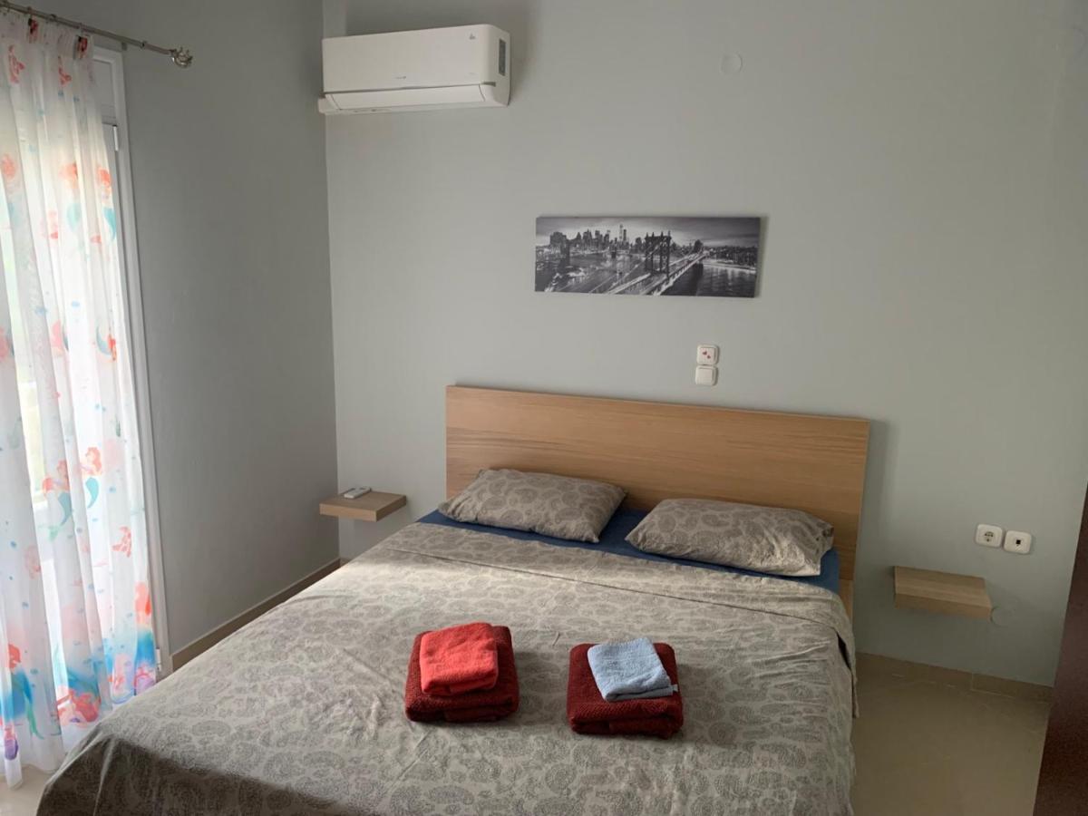 Τhe Sunny Apartments Игуменица Экстерьер фото