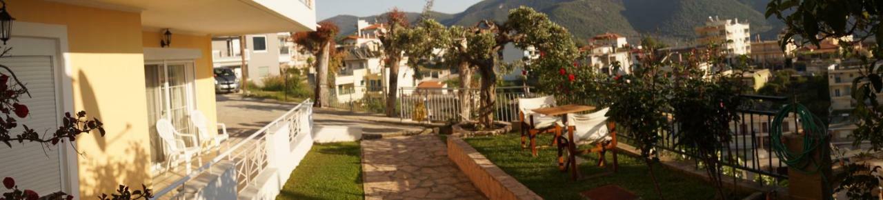 Τhe Sunny Apartments Игуменица Экстерьер фото
