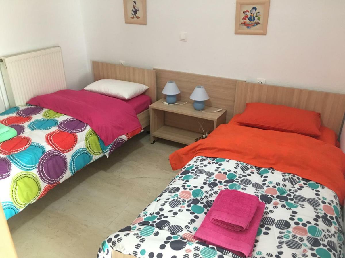 Τhe Sunny Apartments Игуменица Экстерьер фото